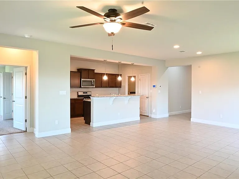 124 Gray Wolf Dr — Photo 13