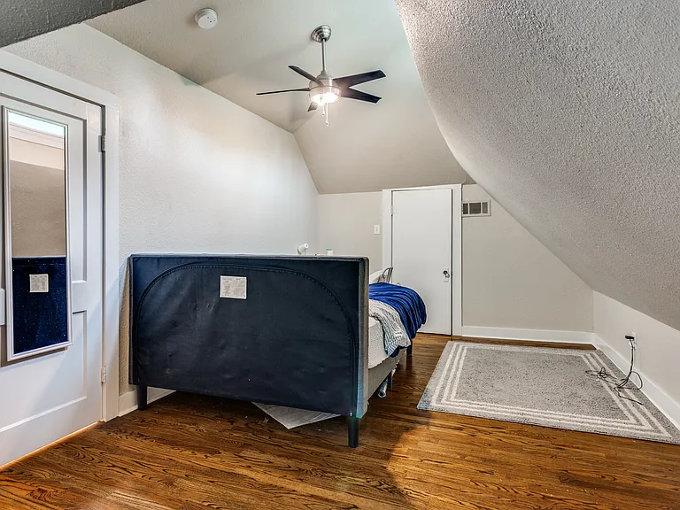 3112 Odessa Ave — Photo 14