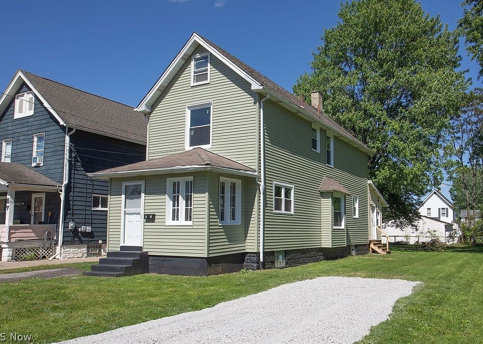 1st image of 65 N Richview Ave