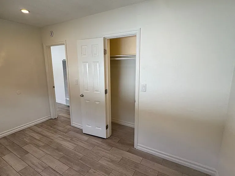 2233 Orange Ave — Photo 28