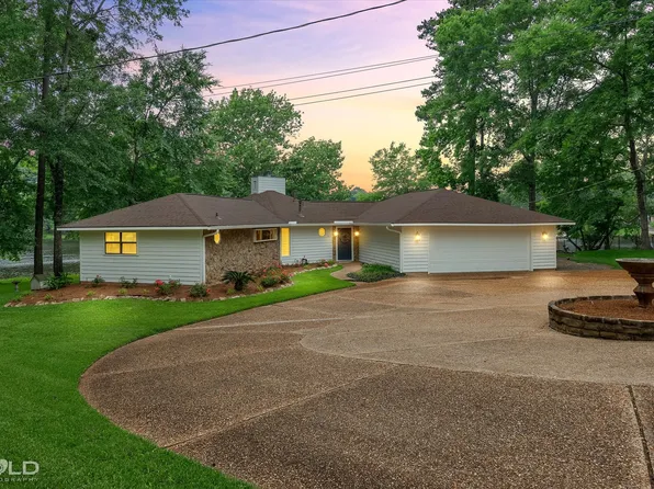 1863 Glen Cove Dr, Benton, LA 71006