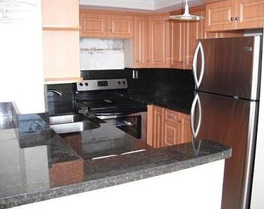 1st image of 1000 West Ave APT 1003