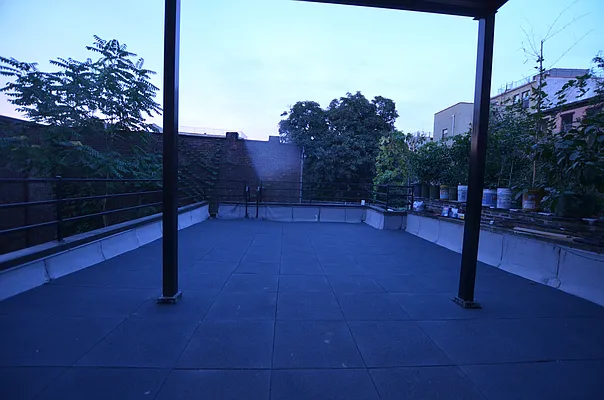 Rented by TheRealEstateCompany.com LLC | media 23