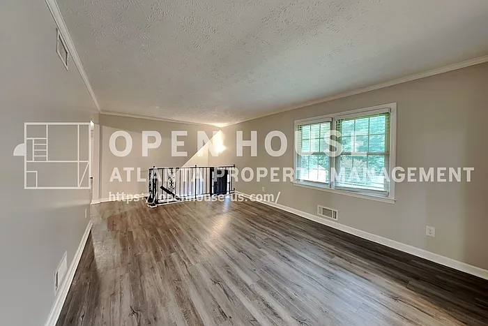 1625 Sonya Dr — Photo 5
