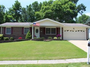 2513 Headland Dr, Saint Charles, MO 63301