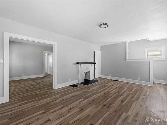 5th image of 556 Elberon Ave