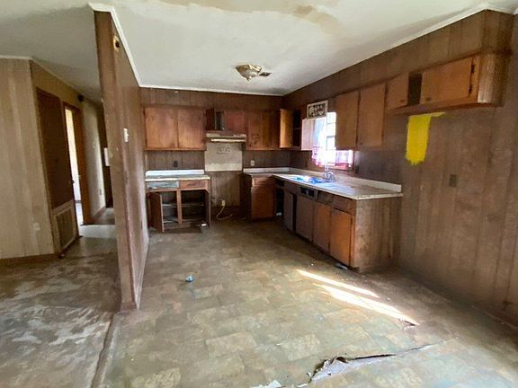 2nd image of 56 Bailey St