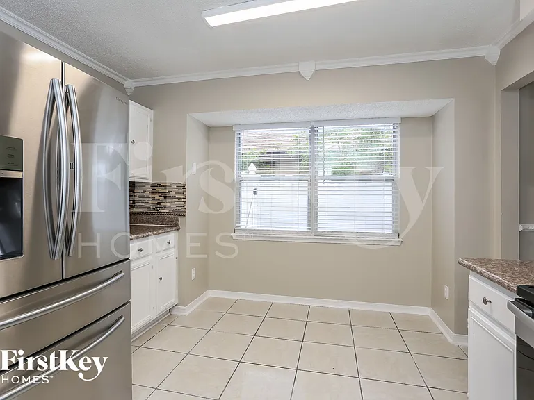 2343 Mindanao Dr — Photo 7