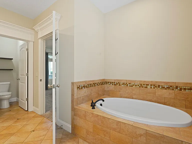 275 James Dunham Pkwy — Photo 31
