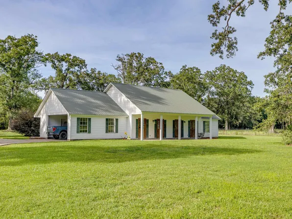 140 Sycamore Ln, Winnsboro, LA 71295