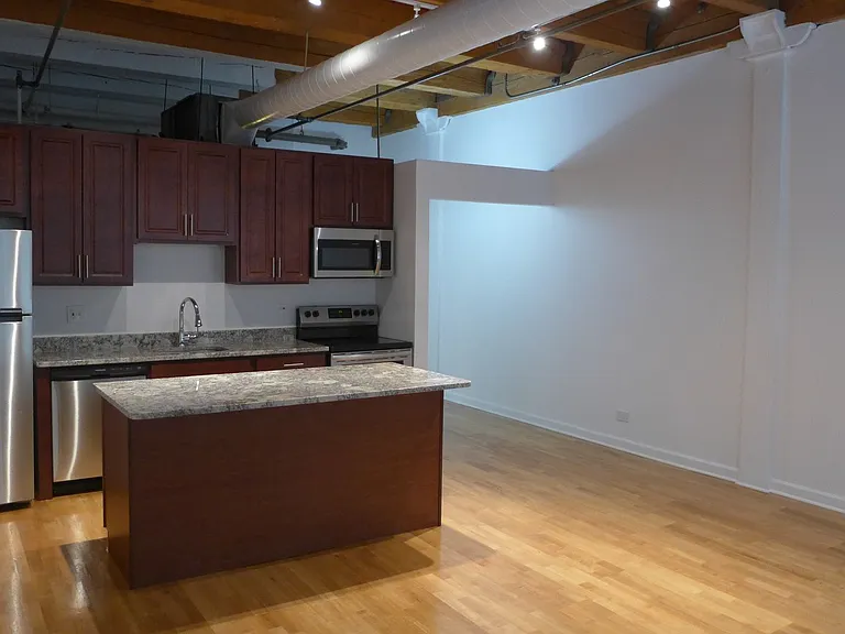 Old Franklin Building — Photo 18
