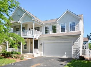 3223 Homestead Ln, Geneva, IL 60134