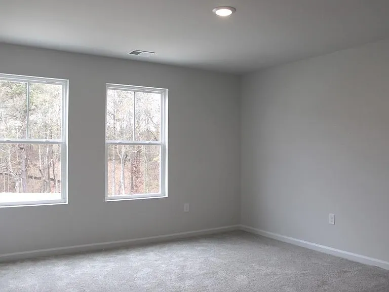 731 Point Place Dr — Photo 12