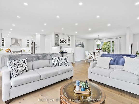 4th image of 23 Riverview Blvd