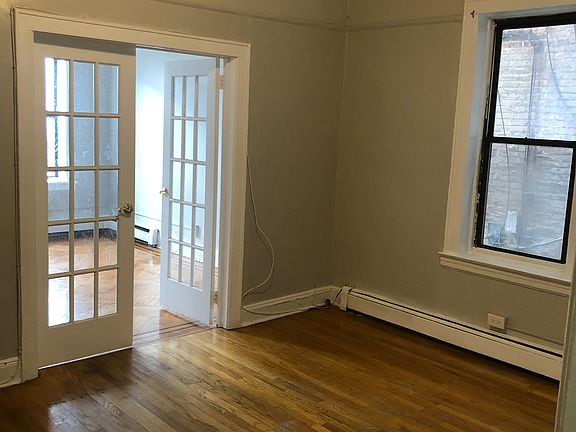 2nd image of 262 Clendenny Ave APT 1