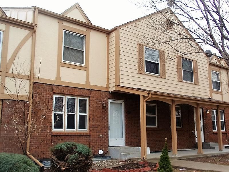 1st image of 670 N Winona Ct APT 25