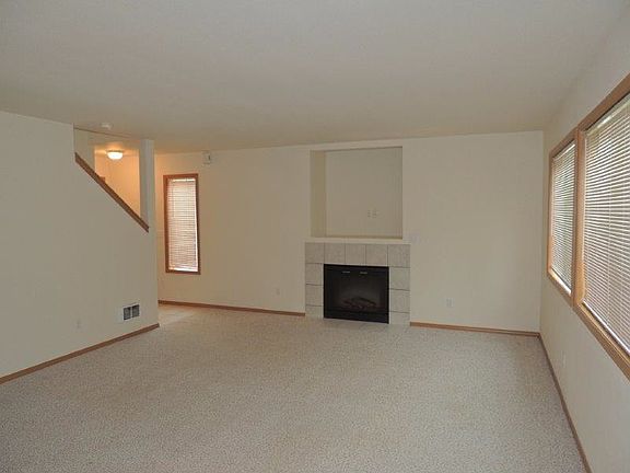 3rd image of 10106 Wilkeson St S