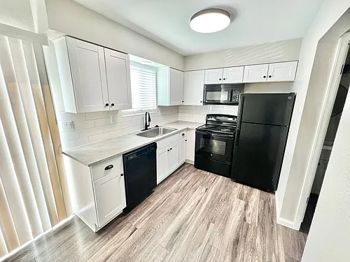 12th Lane Townhomes Photo 1