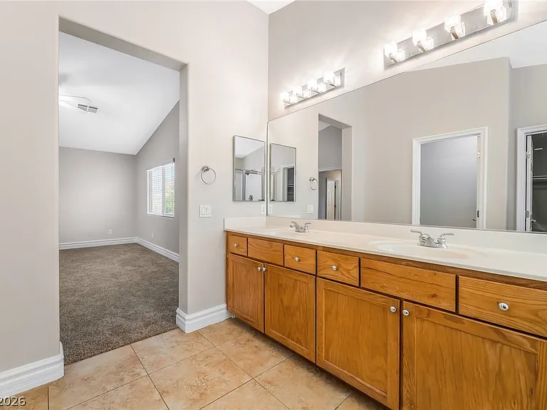 9731 Kampsville Ave — Photo 23