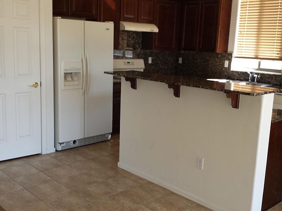 4th image of 8401 W Calle Sancho Panza