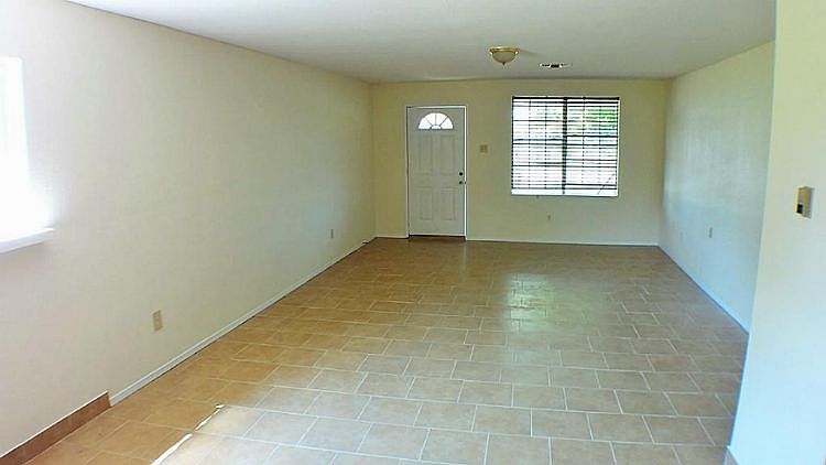 2nd image of 6429 Fm 2218 Rd APT B