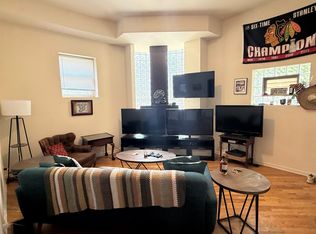 1934 W Cortland St #1F, Chicago, IL 60622