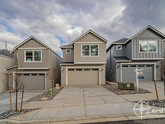 2nd image of 4935 NE 2nd Ct