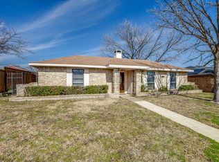 723 Rosedown Ln, Mesquite, TX 75150