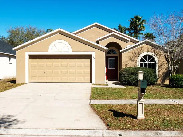 7620 Hampshire Garden Pl, Apollo Beach, FL 33572