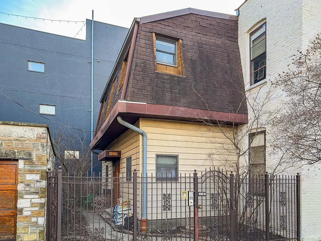 1 bed, 900 sqft, $2,075 — Photo 1