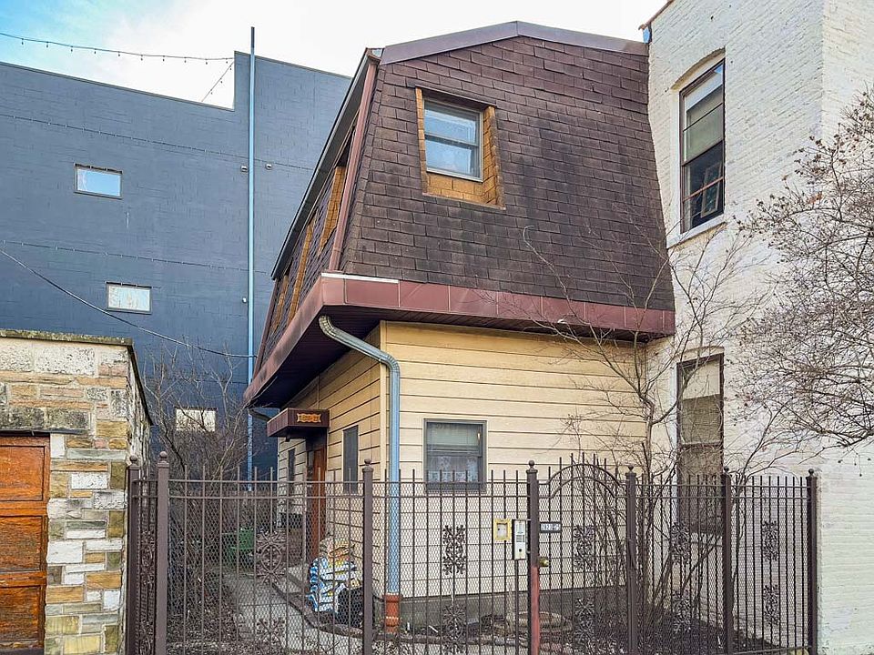 1st image of 2823 W Shakespeare Ave #2