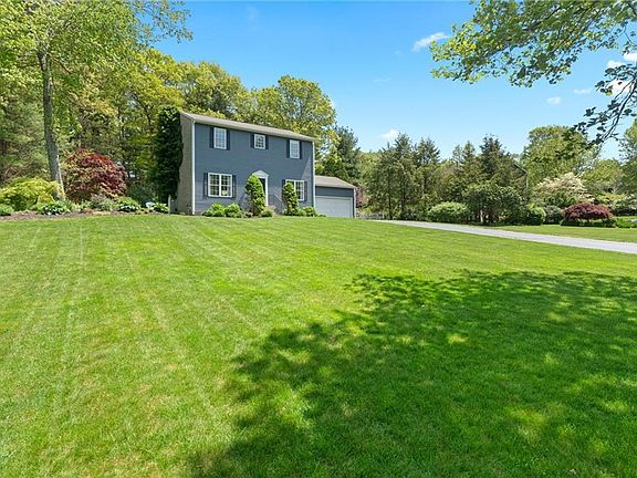 4th image of 242 Orchard Woods Dr