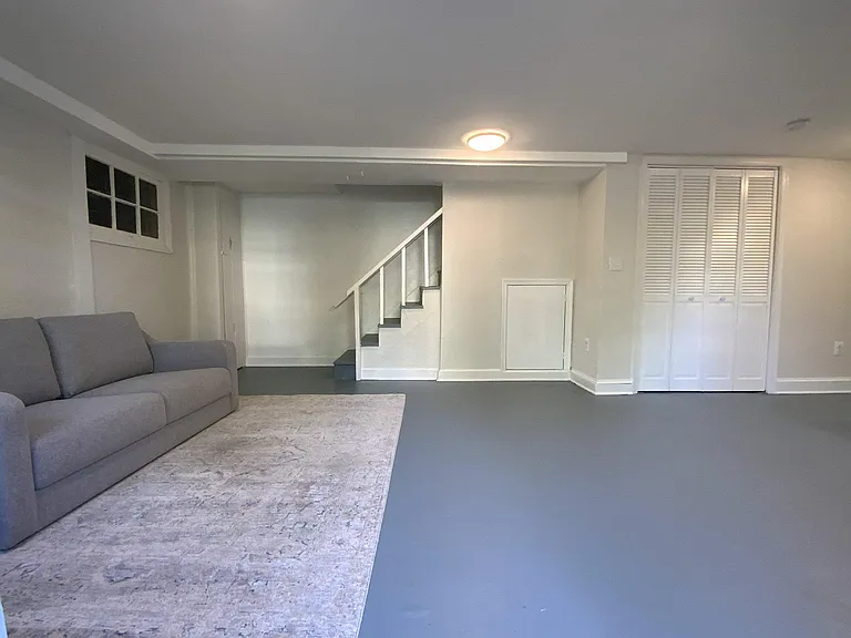1772 E St NE — Photo 18
