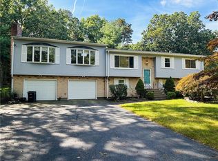 106 Reservoir Rd, Coventry, RI 02816