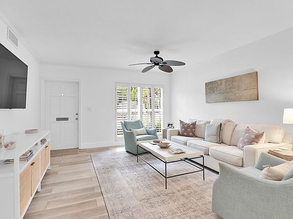 2nd image of 770 E Camino Real #30