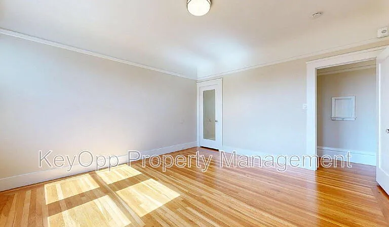 769 18th Ave — Photo 29
