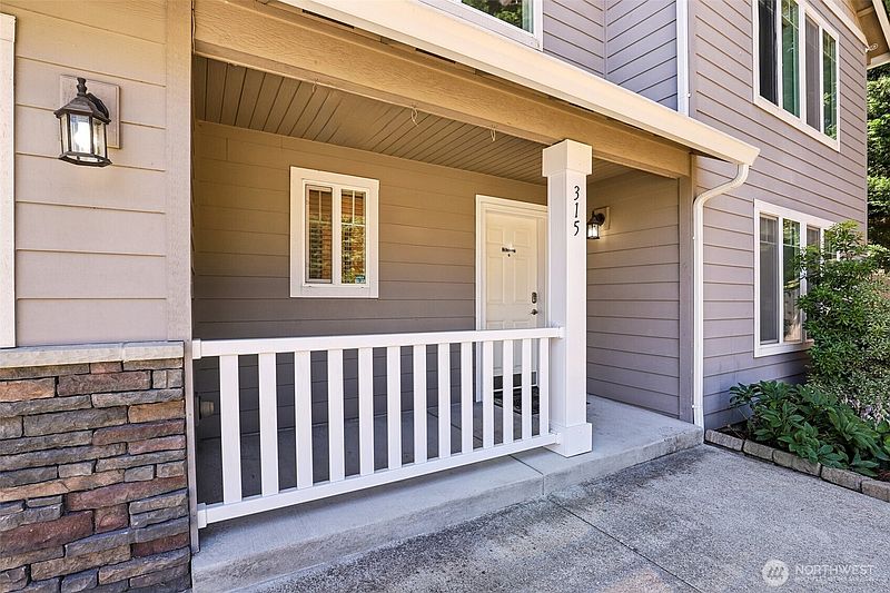 4th image of 315 NW 96th Street