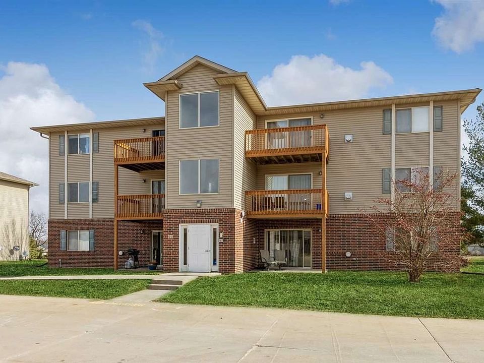 1st image of 40 Zeller Xing APT 103