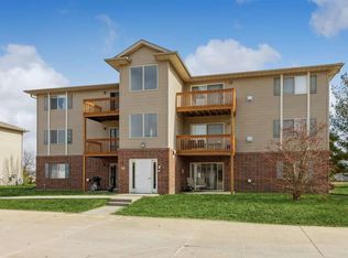 40 Zeller Xing APT 103, North Liberty, IA 52317