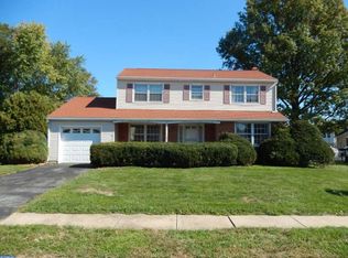 5 Yeates Dr, New Castle, DE 19720