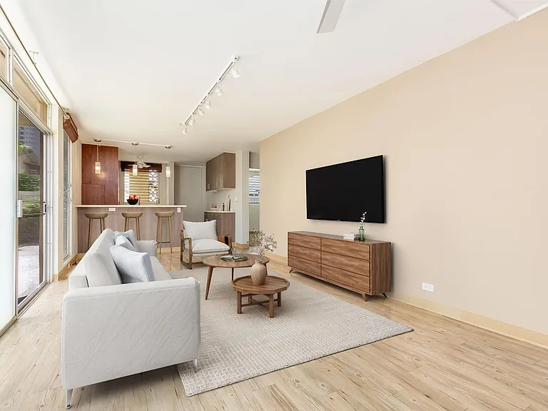 1323 Makiki St #A112 — Photo 3