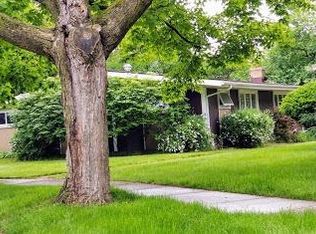 1511 Hillridge Blvd, Ann Arbor, MI 48103