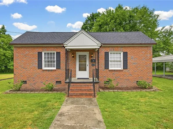 612 E Morehead St, Eden, NC 27288