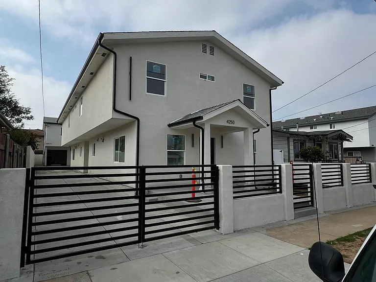4250 Eugene St #1/2 — Photo 1
