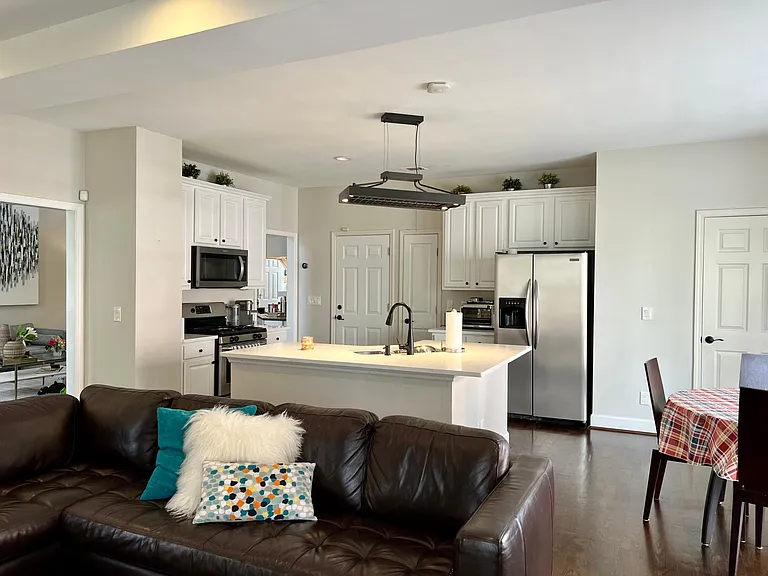 4553 Village Springs Pl — Photo 12