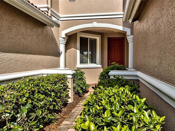 3rd image of 3292 Antica St