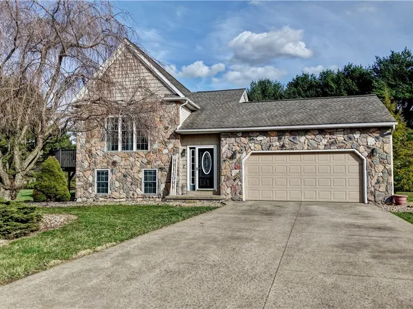 688 Willow Dale St NW, Bolivar, OH 44612