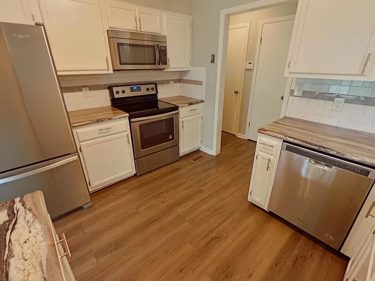 731 Prestige Blvd — Photo 9