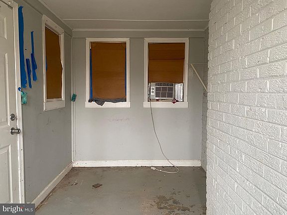 5th image of 2109 Beechwood Rd