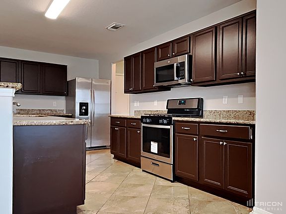 4th image of 18127 Tawnas Way Ln